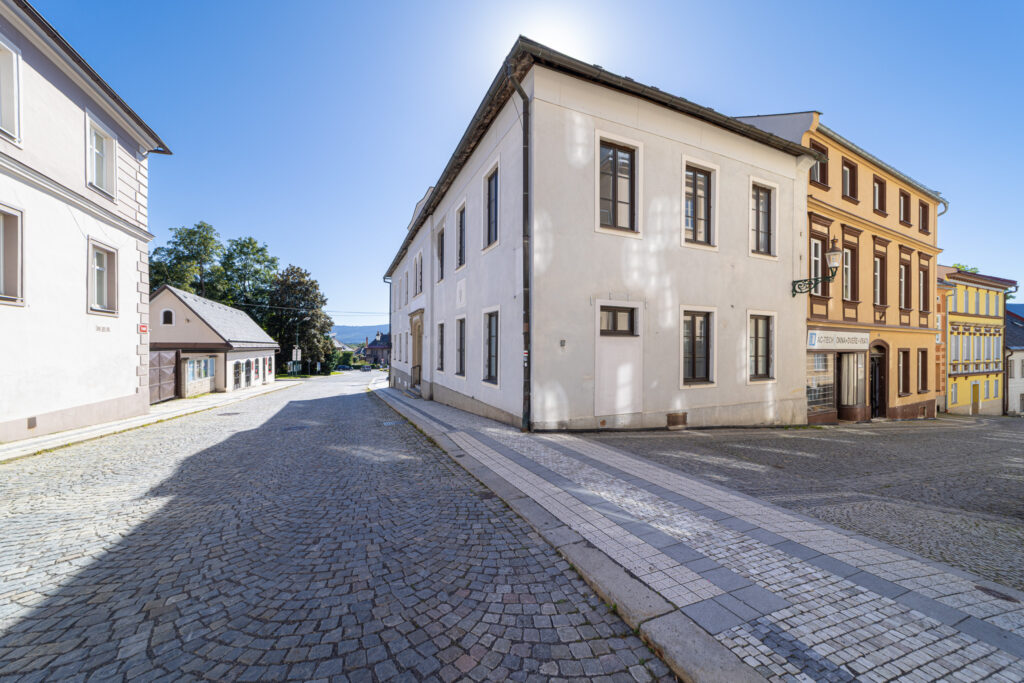 prodej komerční nemovitosti Králíky