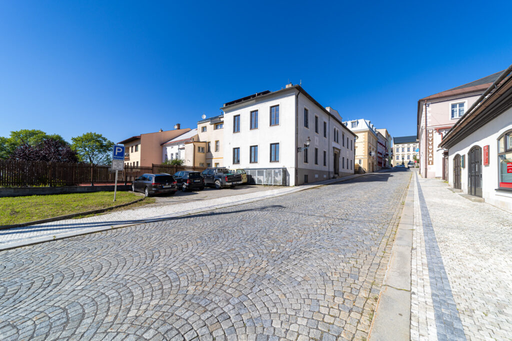 prodej komerční nemovitosti Králíky